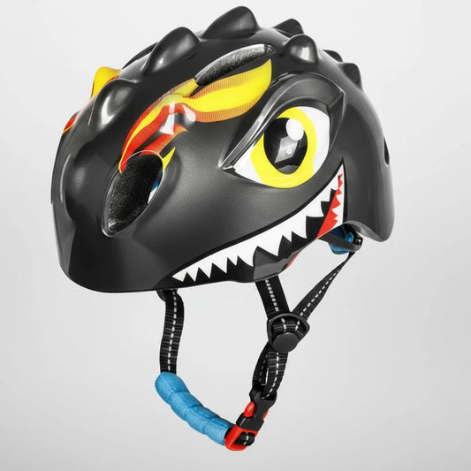 Casque de vélo pour bébé en forme de dinosaure noir mat avec crête en relief 3D, illustration d'œil jaune perçant et gueule de reptile, doté de sangles de sécurité réglables.